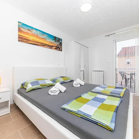 Apartament Jelena