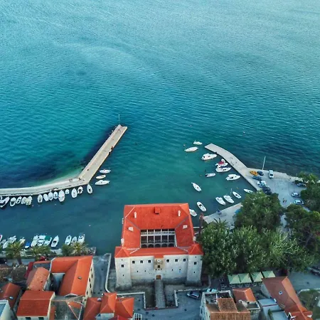 Jelena Apartament Kaštela
